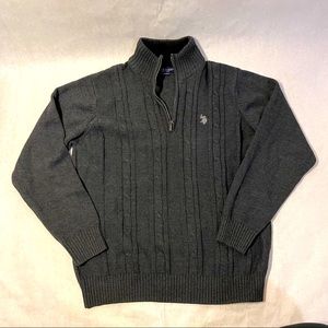 🐎 U.S. Polo Assn. 1/4 Zip - Size M, Like New!